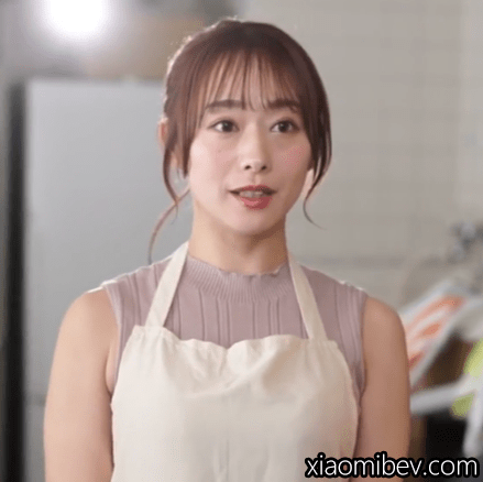 白石茉莉奈(Marina Shiraishi)